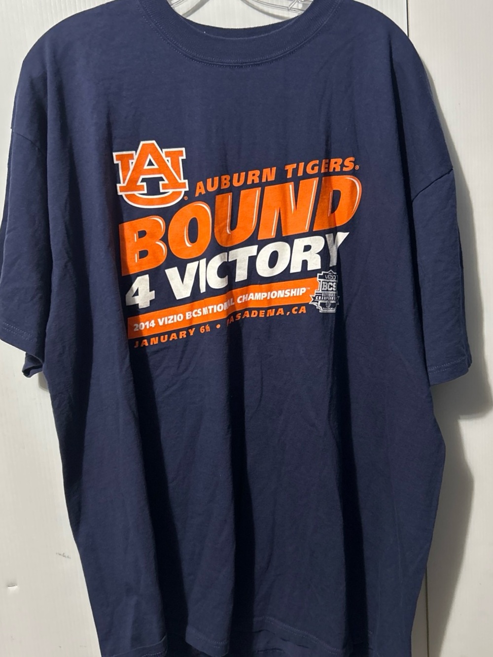 Delta Navy Short-Sleeve 'Bound 4 Victory' Auburn Tigers Graphic Tee